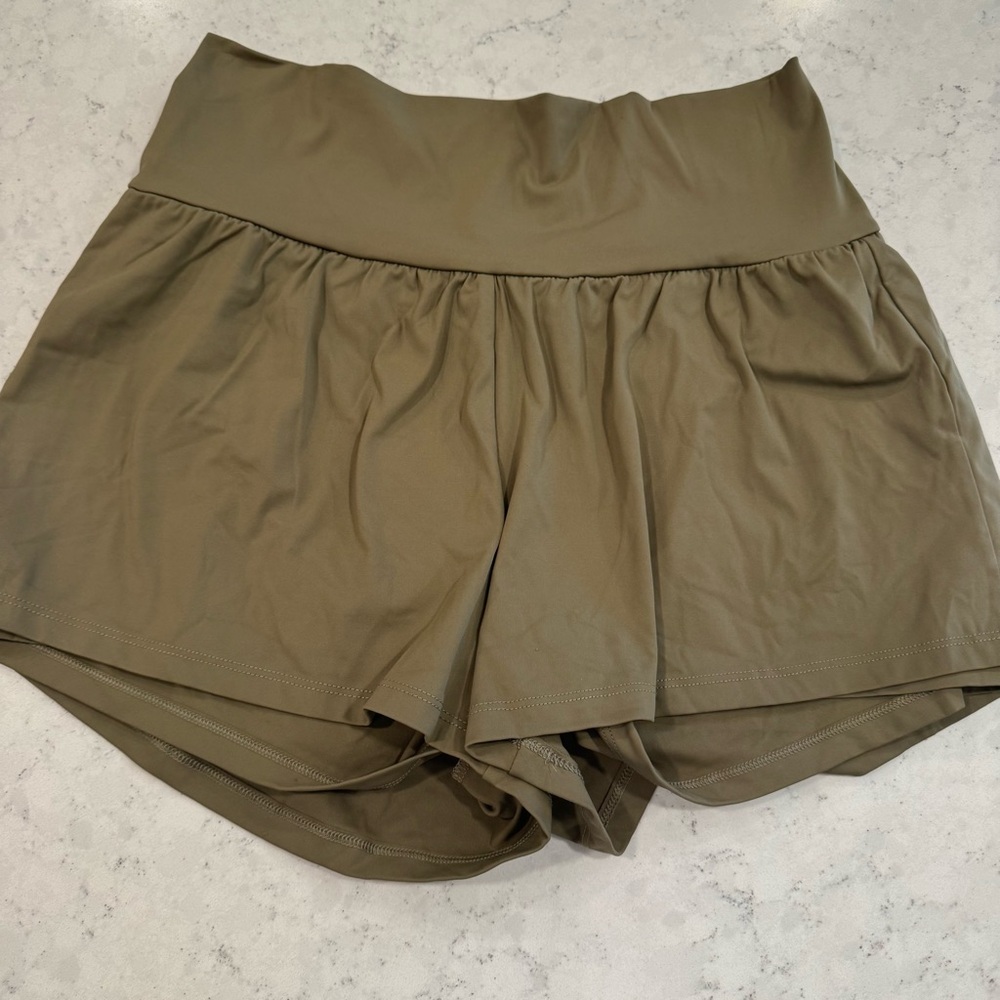 Halara Olive Green High-Waist Pull-on Active Shorts with Lined Spandex Pockets